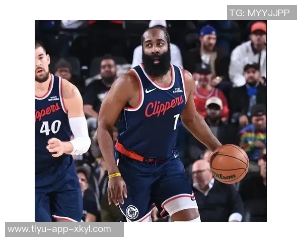 哈登能否打破无冠魔咒快船前景堪忧成历史新篇章